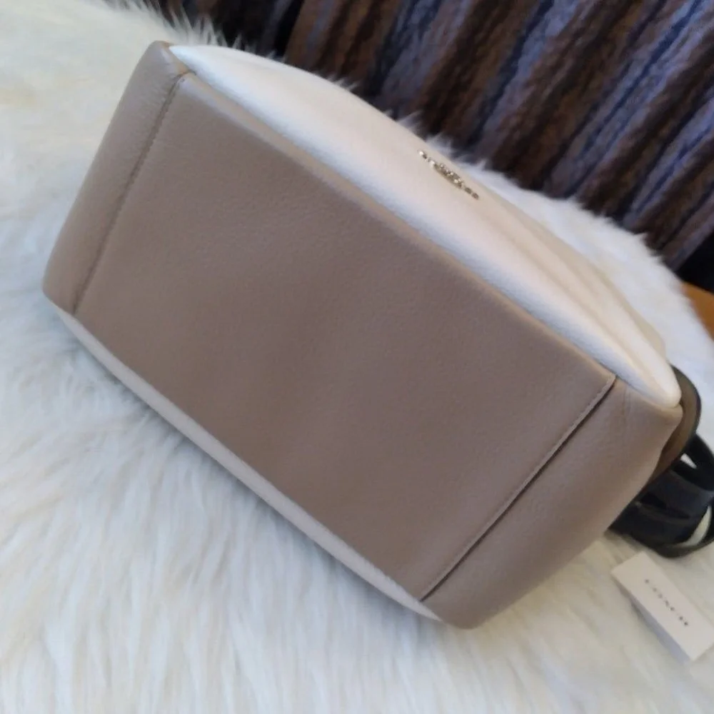 COACH HOBO BAG LARGE SLOUCHY Colorblock Tan Black Chalk Crossbody Shoulder Bag